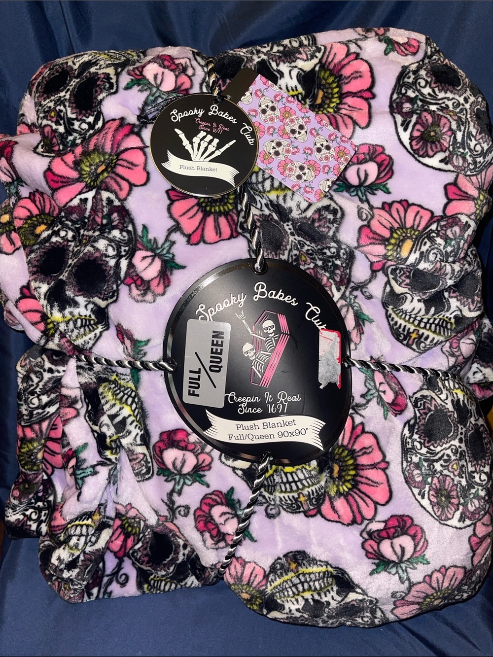 Spooky Babe’s Club - Pink Floral & Skull Plush Blanket - Full/Queen